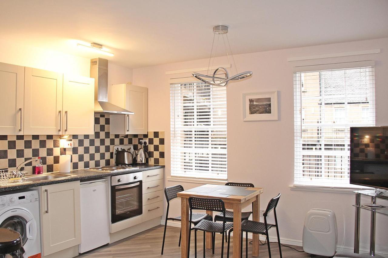 Cosy Castle Apartment Edinburgh Exterior photo